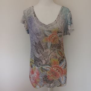 rainbow floral vintage deadstock eyeshadow brand low v-neck t-shirt